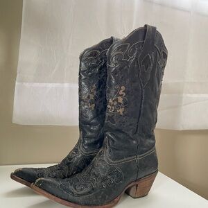 Black Corral size 9 western boot